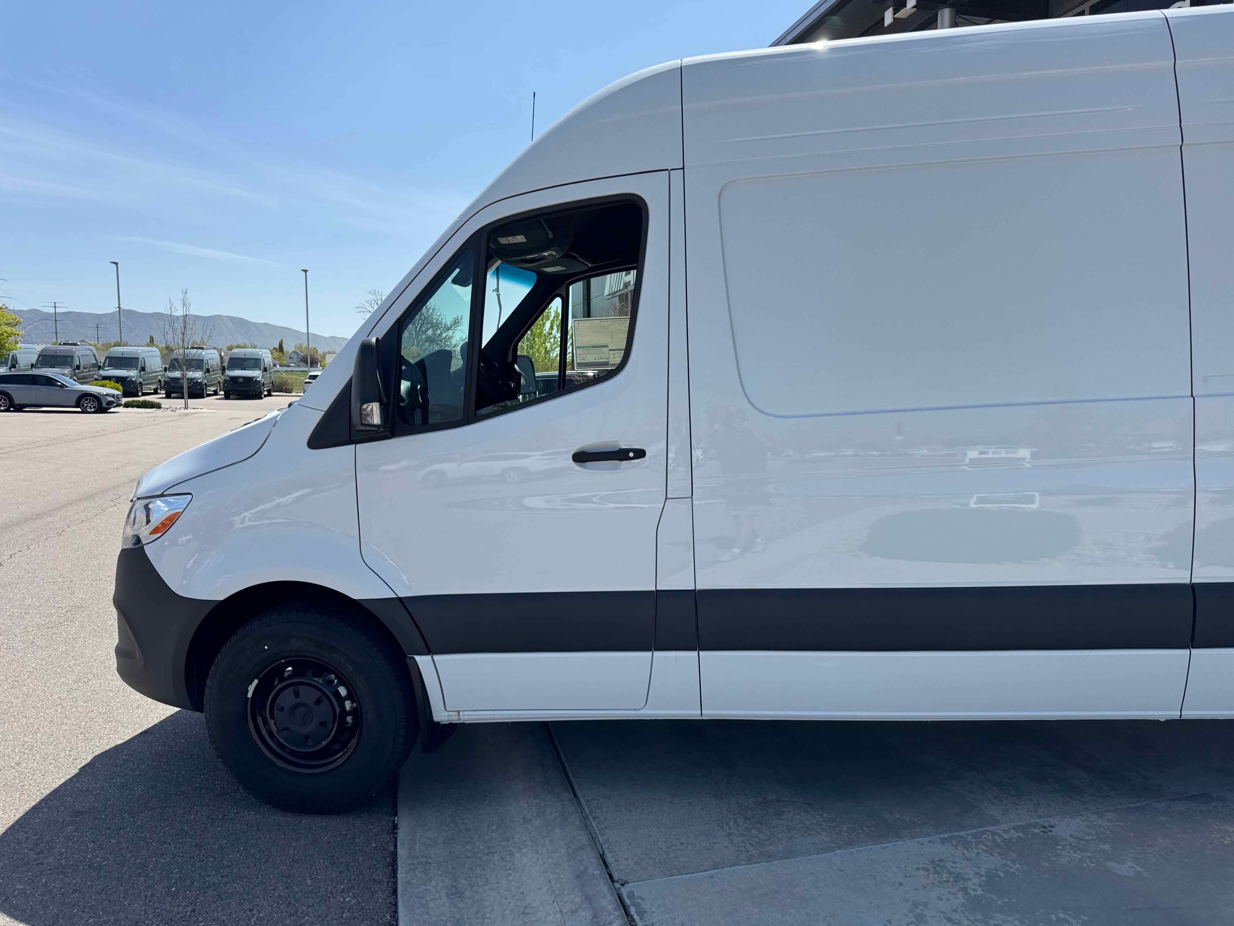 New 2025 Mercedes-Benz Sprinter 2500 image 2