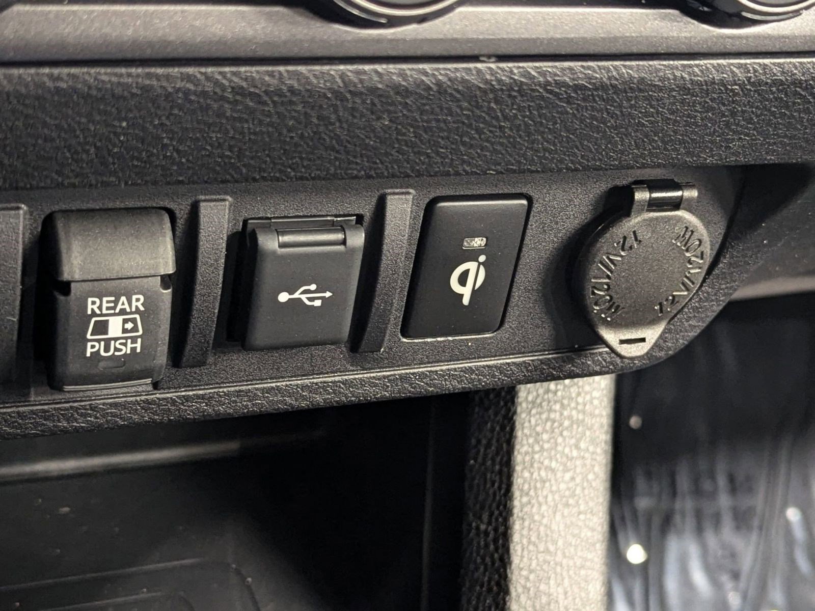 Used 2023 Toyota Tacoma TRD Off-Road image 29