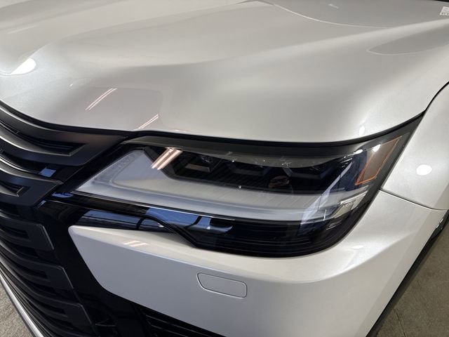 Certified 2025 Lexus LX 700h Overtrail AWD/4WD image 31