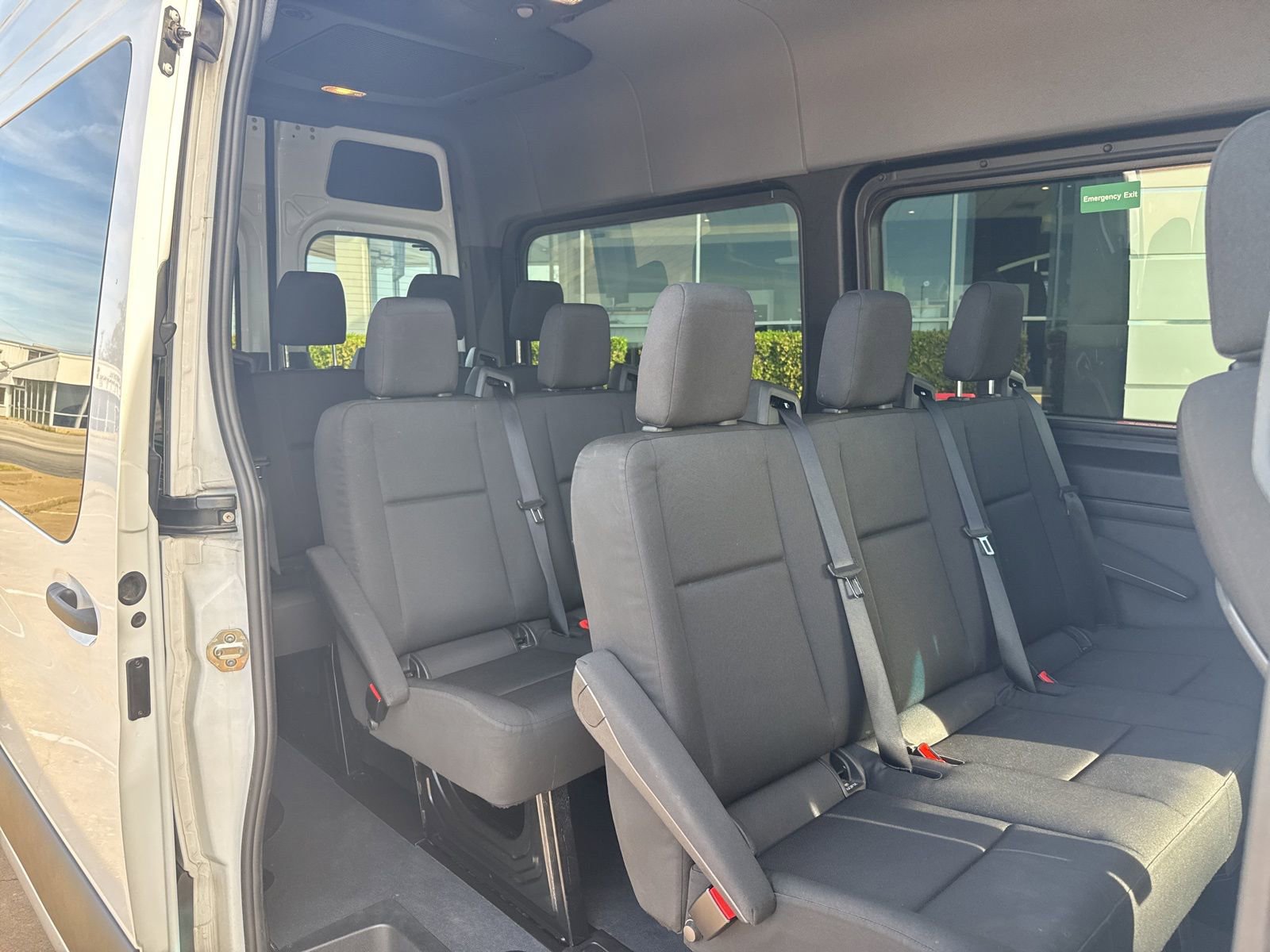 Used 2024 Mercedes-Benz Sprinter 2500 image 25