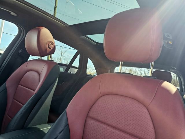 Used 2022 Mercedes-Benz GLC 300 4MATIC image 19