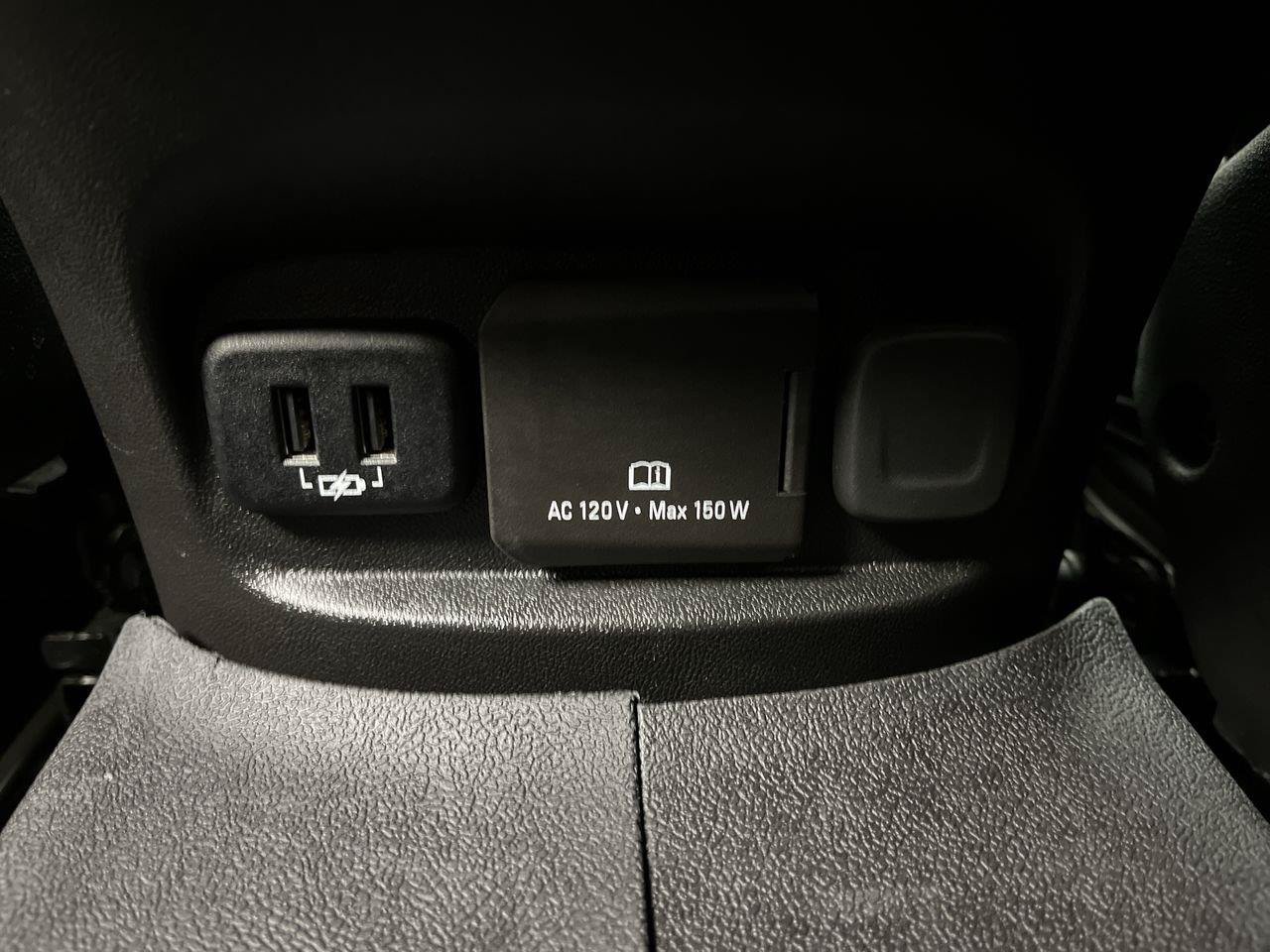 Certified 2018 Chevrolet Malibu LT w/ Leather Package FWD image 12
