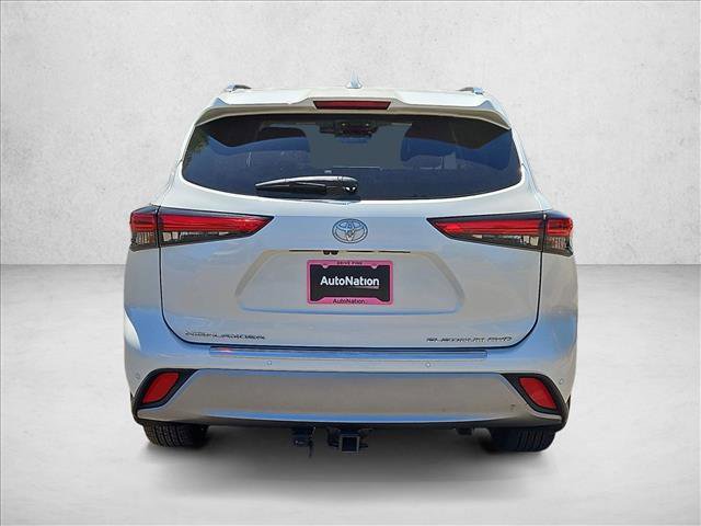 Used 2021 Toyota Highlander Platinum AWD/4WD image 8