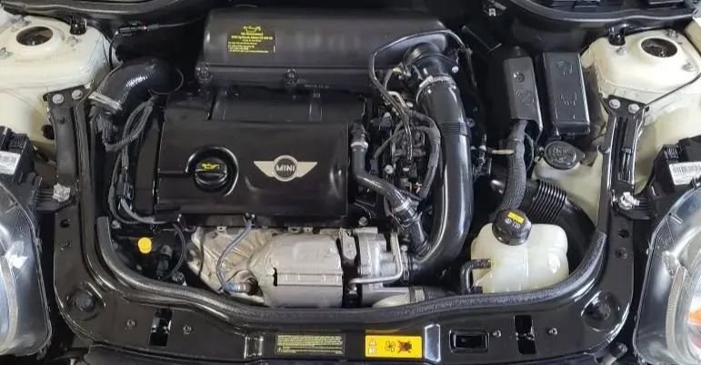 Used 2015 MINI Cooper S image 43