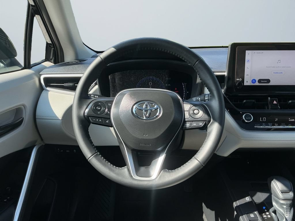 Certified 2026 Toyota Corolla Cross LE w/ Moonroof Package AWD/4WD image 14