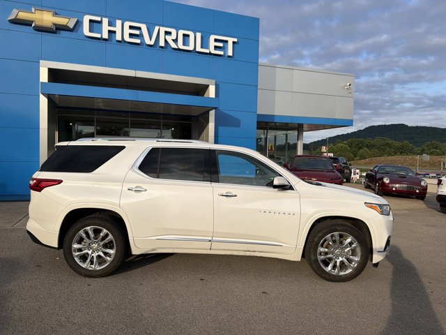 Used 2019 Chevrolet Traverse High Country w/ LPO, Floor Liner Package AWD/4WD image 3
