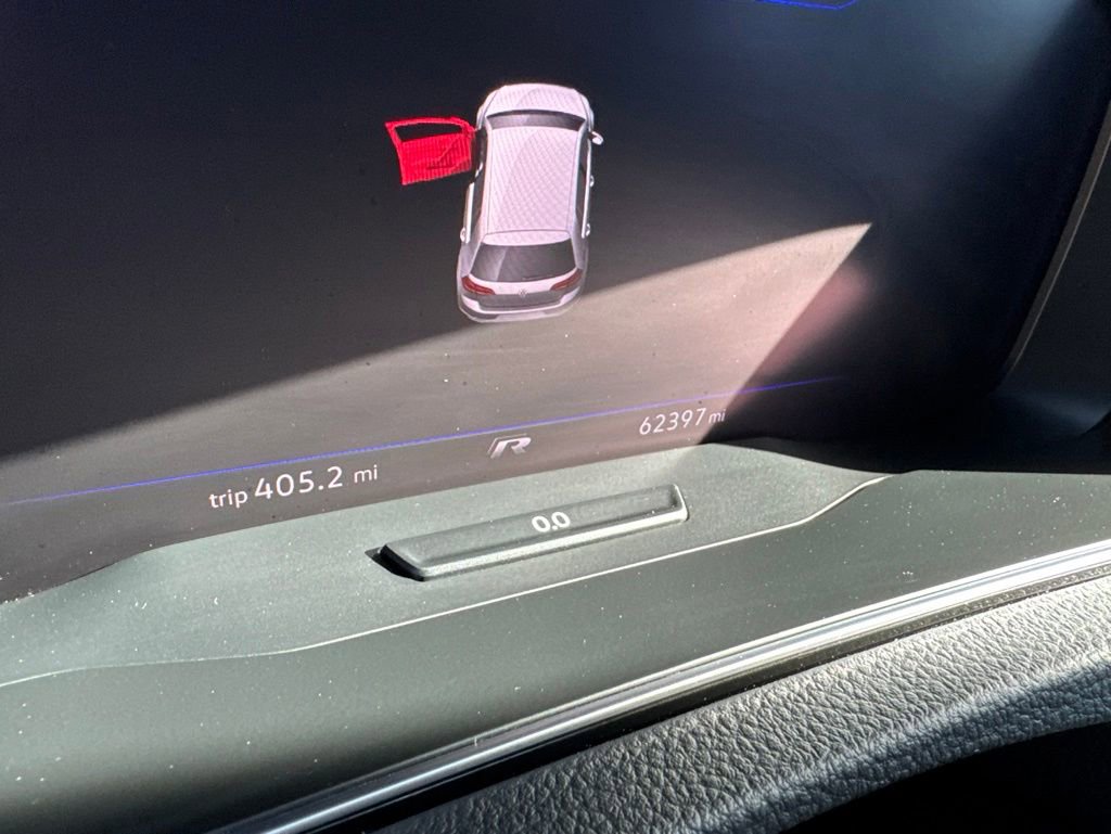 Used 2019 Volkswagen Golf R 4-Door AWD/4WD image 12