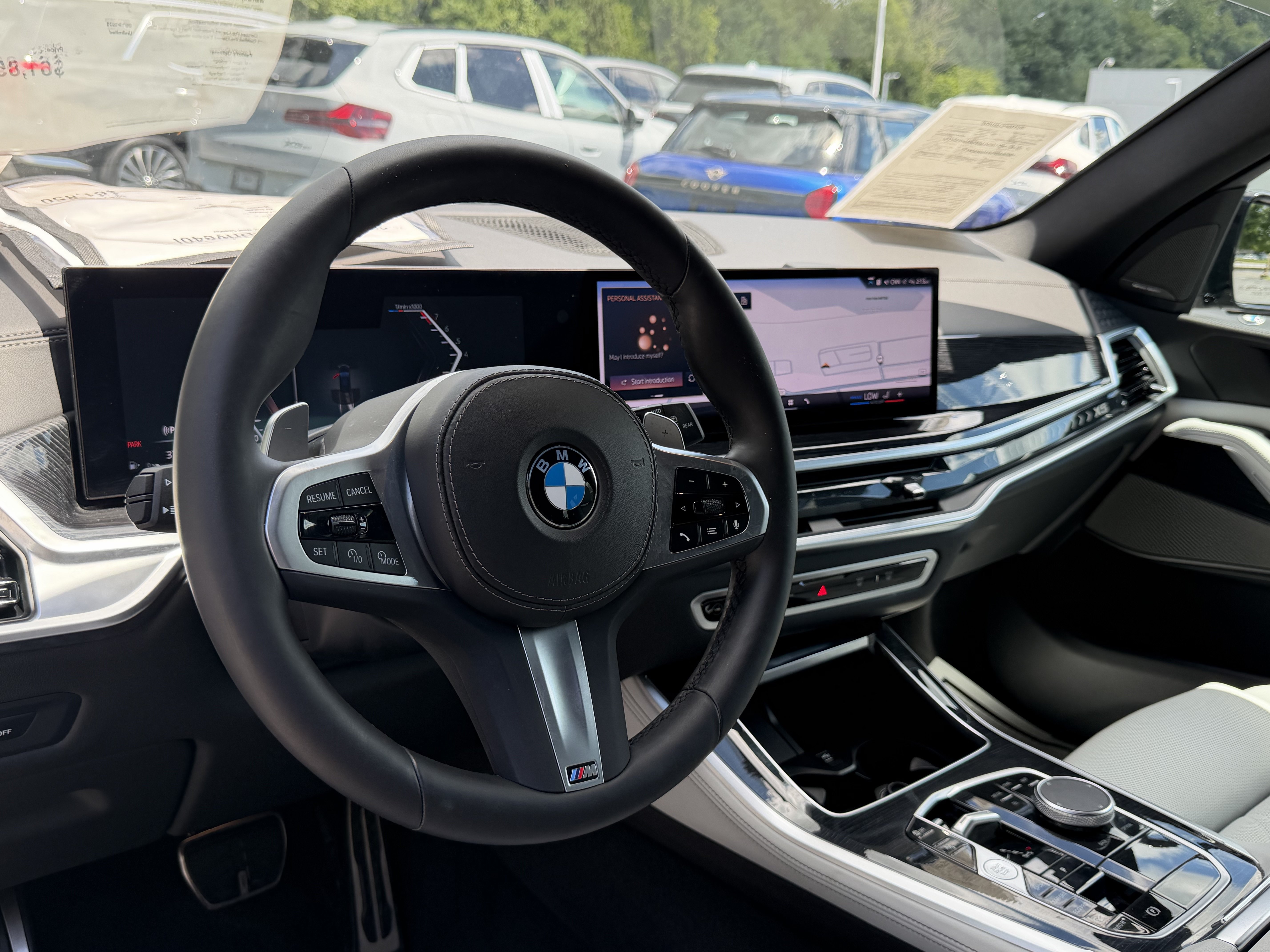 Used 2024 BMW X5 xDrive40i w/ M Sport Package AWD/4WD image 14