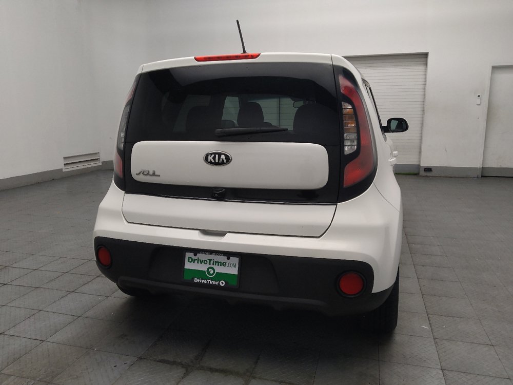 Used 2017 Kia Soul w/ Convenience Package FWD image 7
