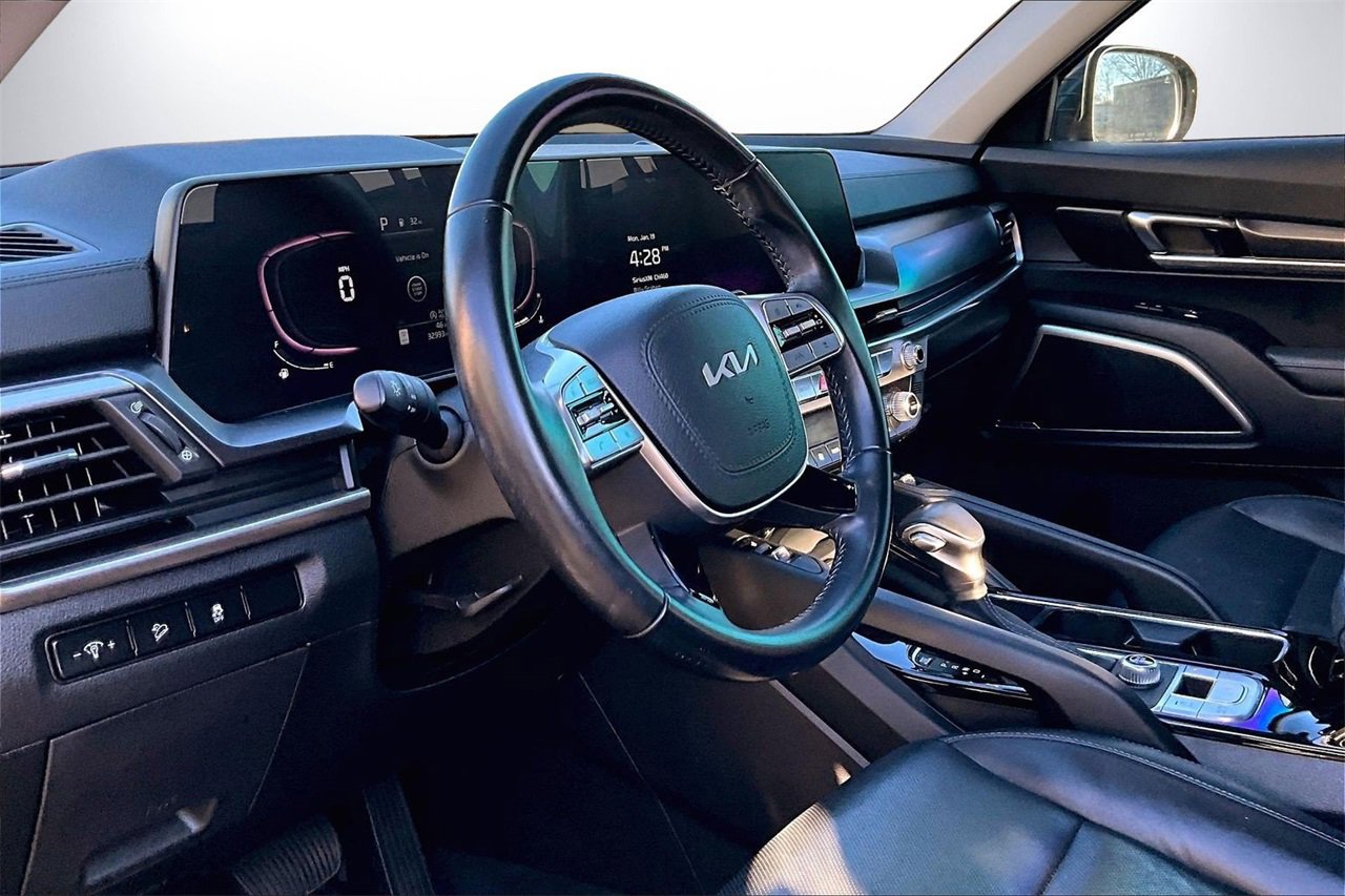 Used 2023 Kia Telluride S w/ S Sunroof Package image 19