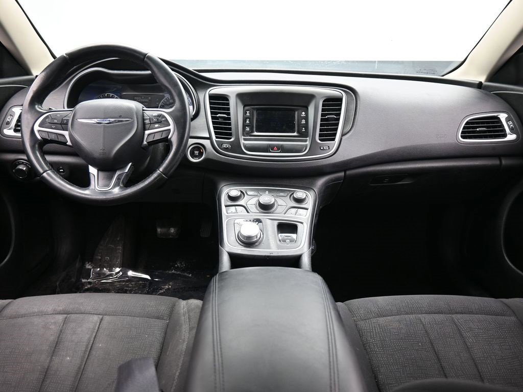 Used 2015 Chrysler 200 Limited w/ Convenience Group image 37