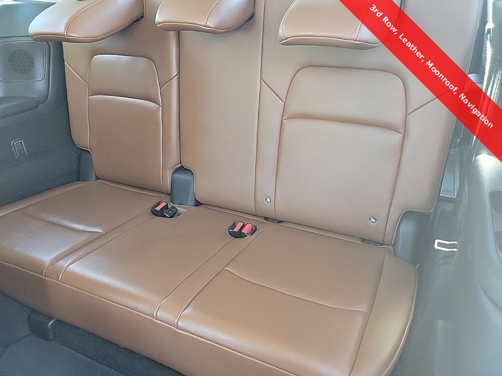 Used 2022 Nissan Pathfinder Platinum w/ Cargo Package image 39