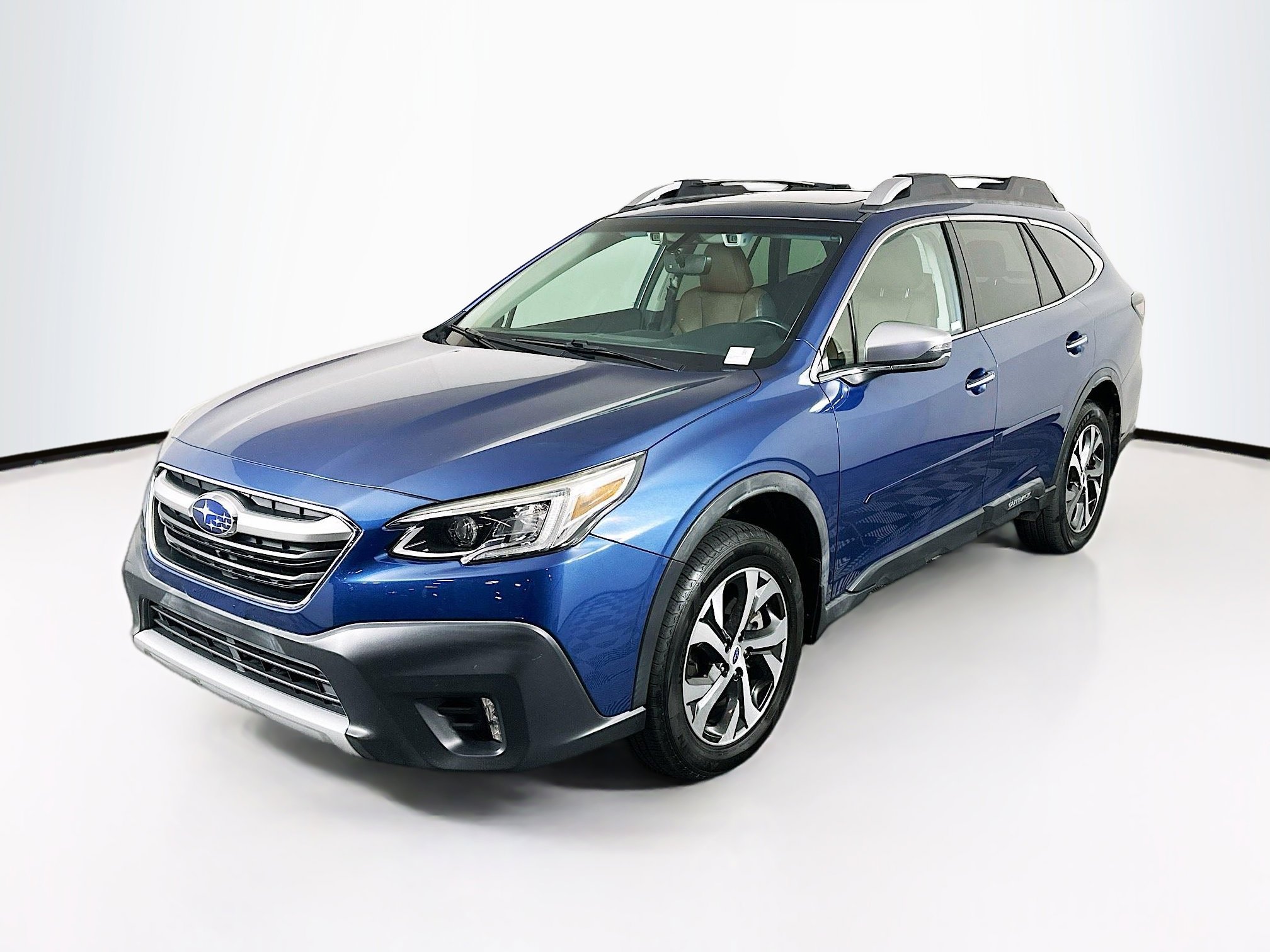 Used 2020 Subaru Outback Touring w/ Popular Package #2 AWD/4WD image 3