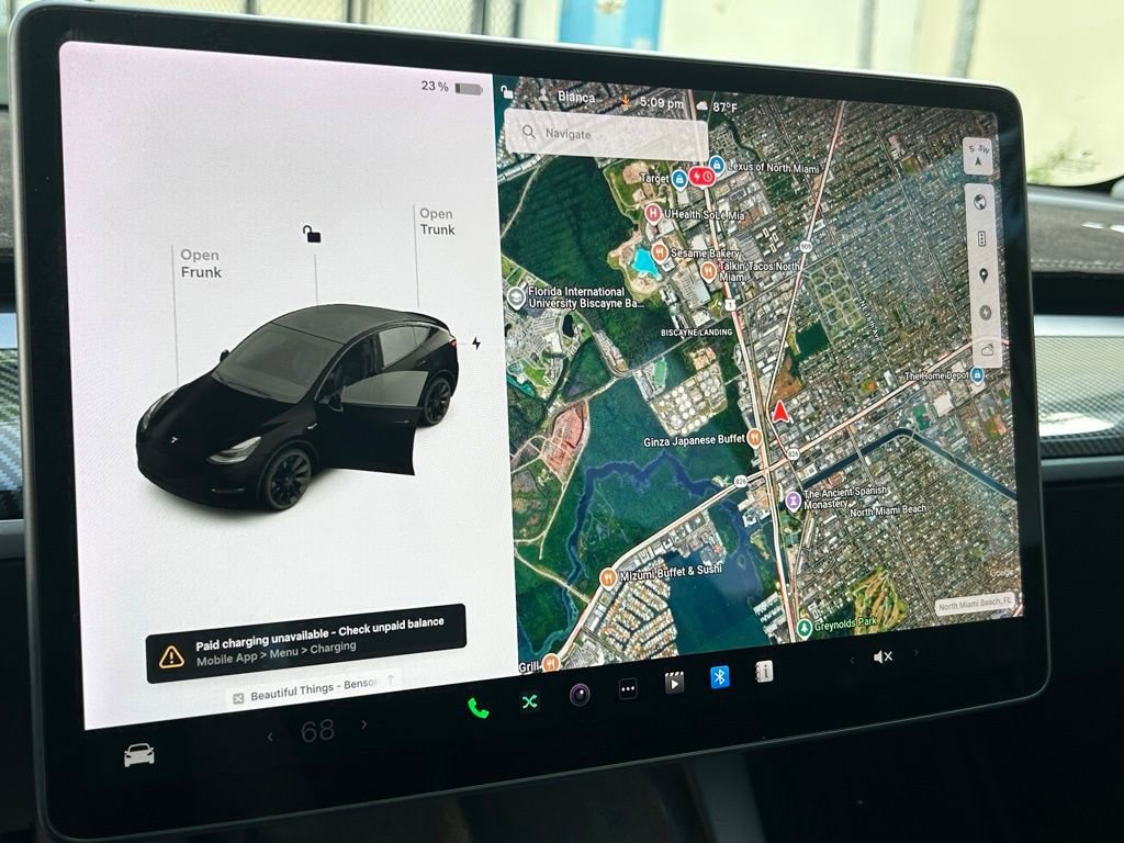 Used 2021 Tesla Model Y Long Range AWD/4WD image 23