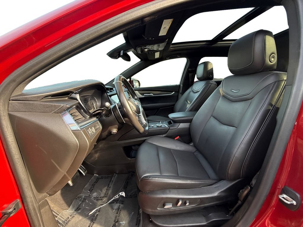 Used 2023 Cadillac XT5 Sportv AWD/4WD image 9
