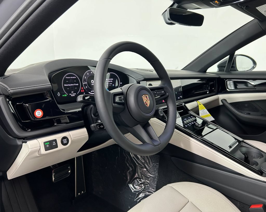 New 2026 Porsche Panamera 4 AWD/4WD image 4