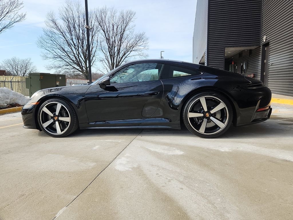 New 2026 Porsche 911 Carrera 4S image 2