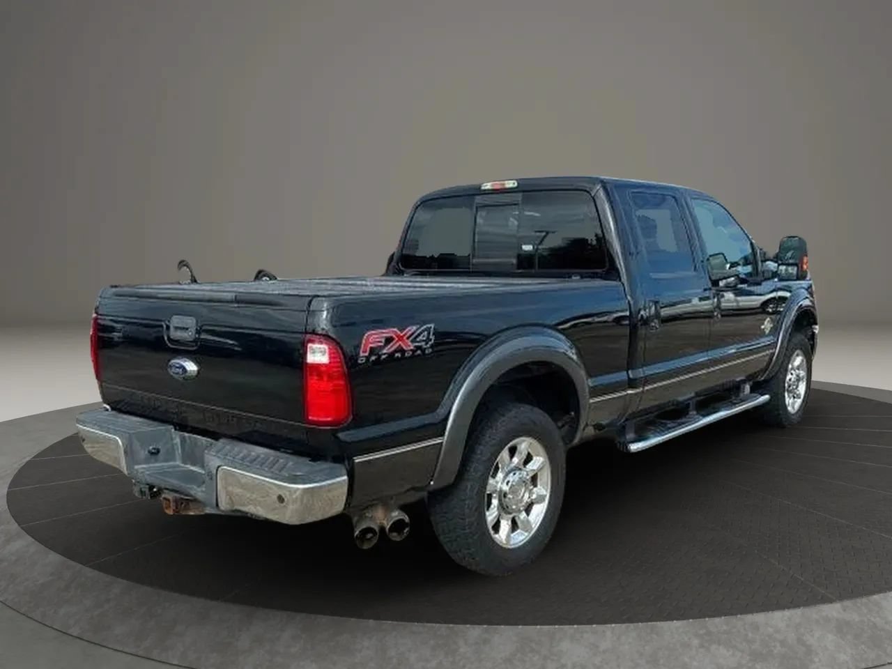 Used 2016 Ford F250 Lariat w/ Lariat Ultimate Package AWD/4WD image 5