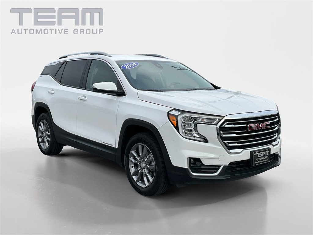 Used 2024 GMC Terrain SLT
