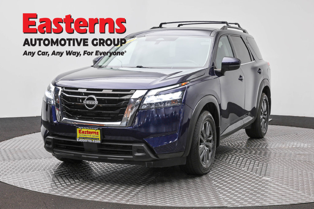 Used 2022 Nissan Pathfinder SV