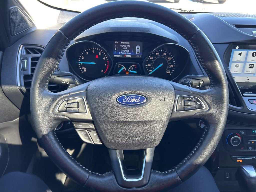 Used 2017 Ford Escape Titanium image 16