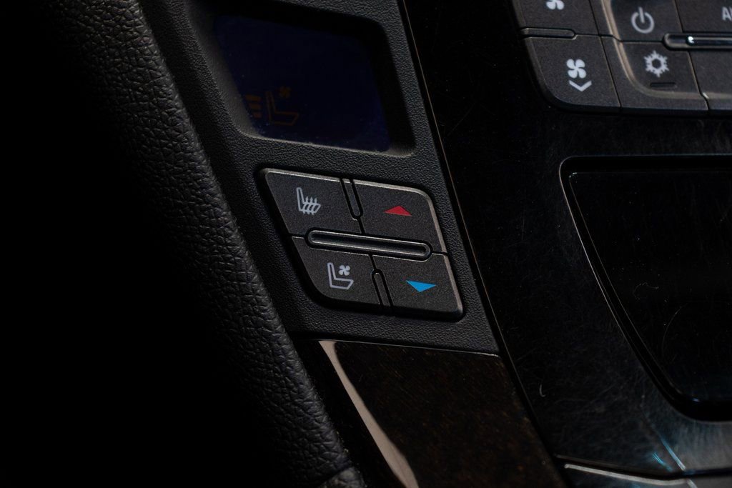 Used 2015 Cadillac CTS V image 31