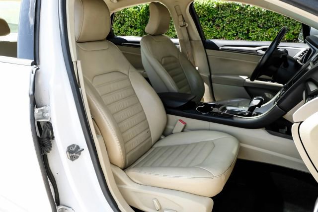 Used 2016 Ford Fusion SE w/ Equipment Group 502A image 40