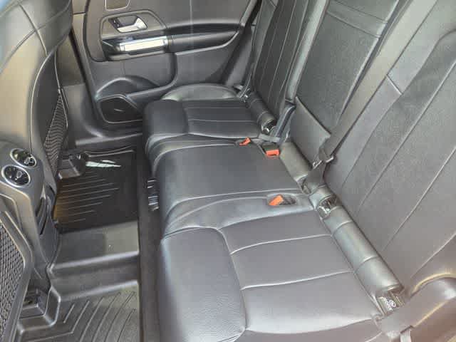 Used 2021 Mercedes-Benz GLB 250 image 12