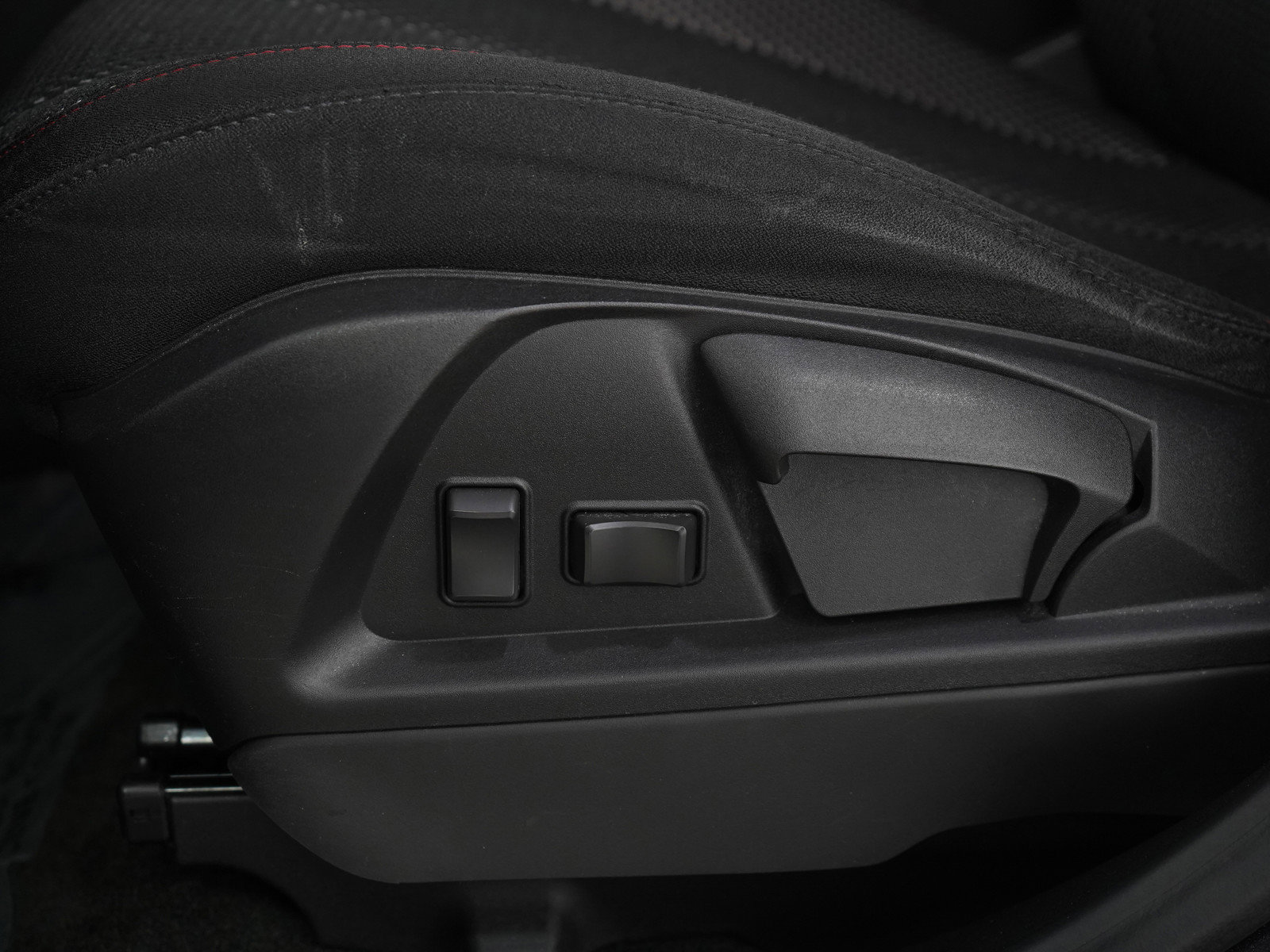 Used 2016 Chevrolet Equinox LS image 26