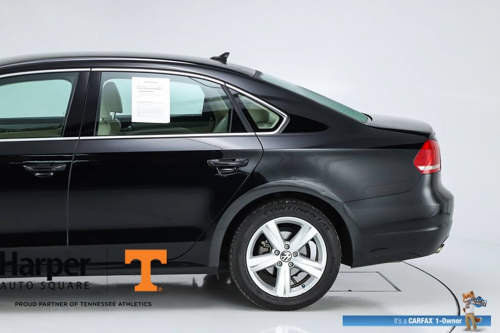 Used 2015 Volkswagen Passat 1.8T Limited Edition FWD image 4