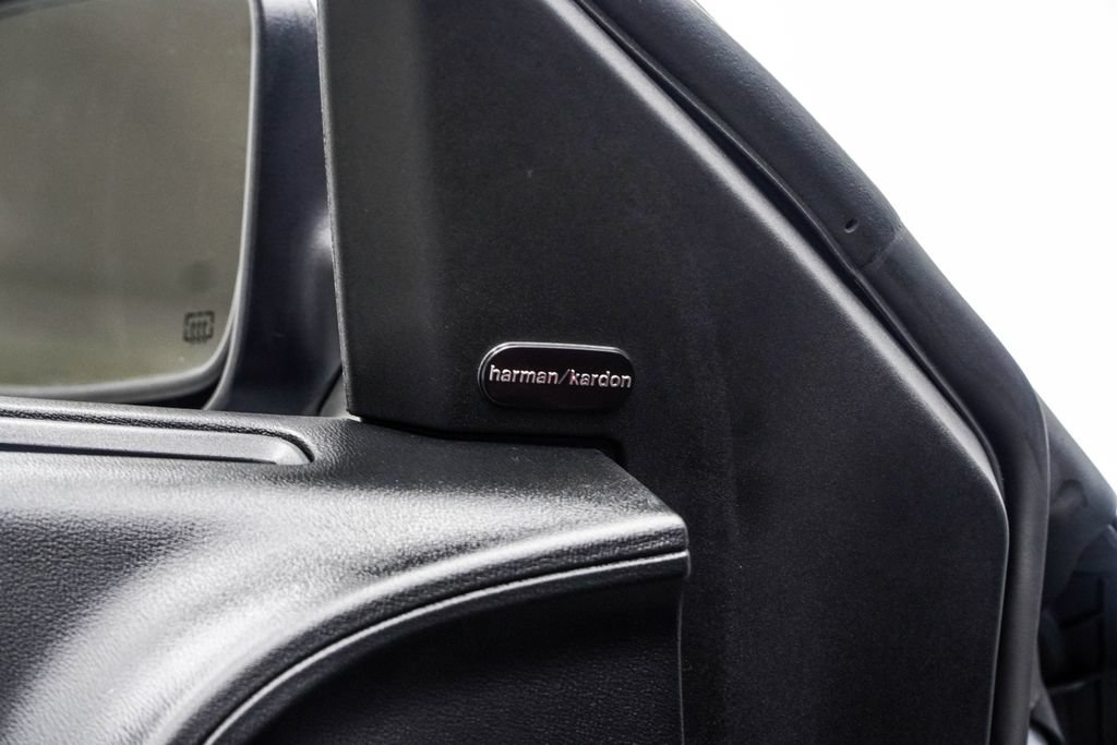 Used 2022 Dodge Charger SRT Hellcat w/ Harman/Kardon Audio Group RWD image 39