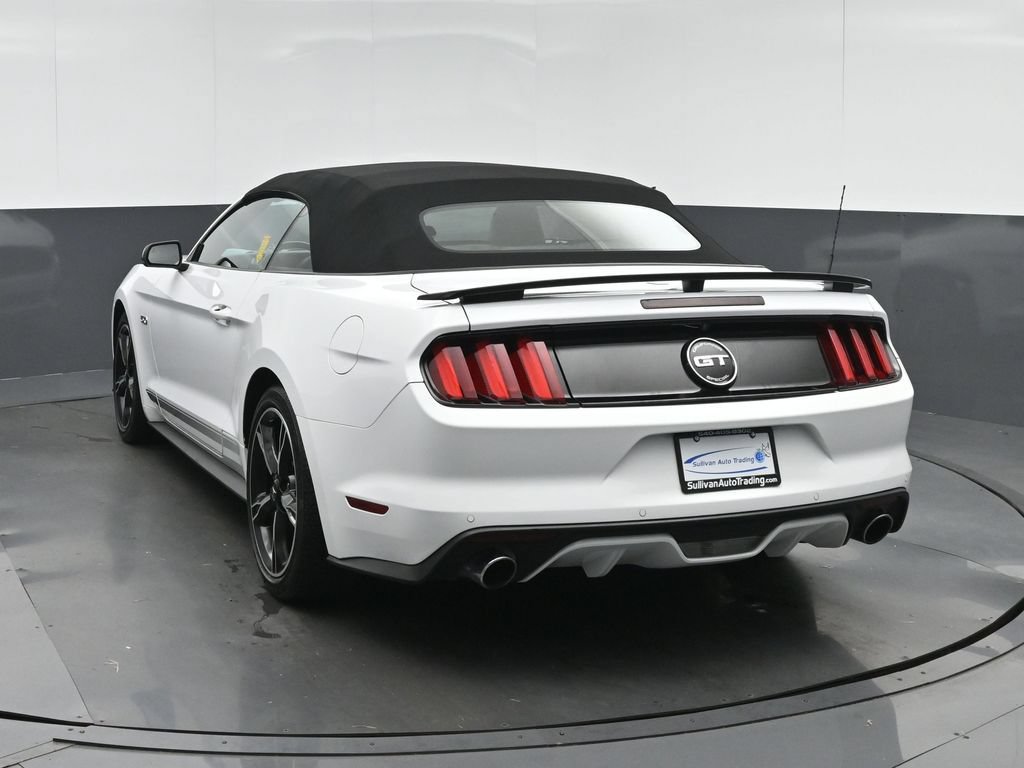 Used 2016 Ford Mustang GT Premium w/ Equipment Group 401A RWD image 5