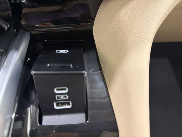 Certified 2023 Acura MDX SH-AWD image 42