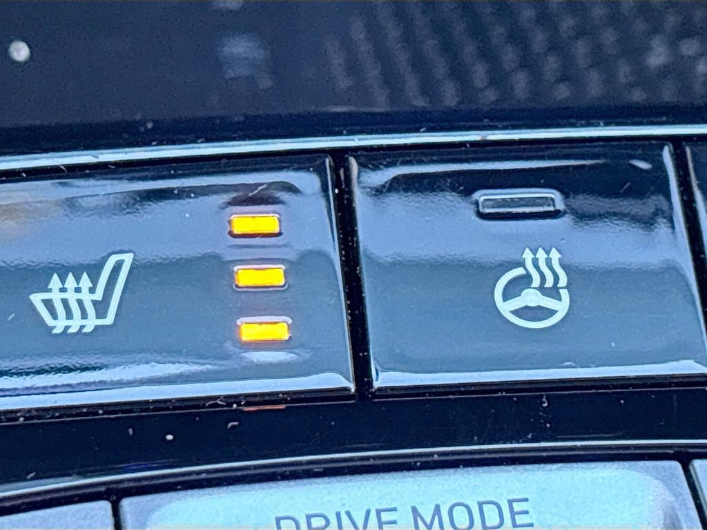 Used 2024 Hyundai Tucson Limited image 21