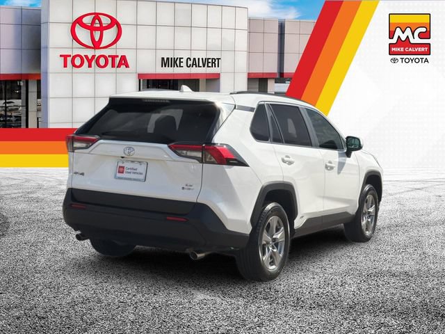 Certified 2025 Toyota RAV4 LE AWD/4WD image 5