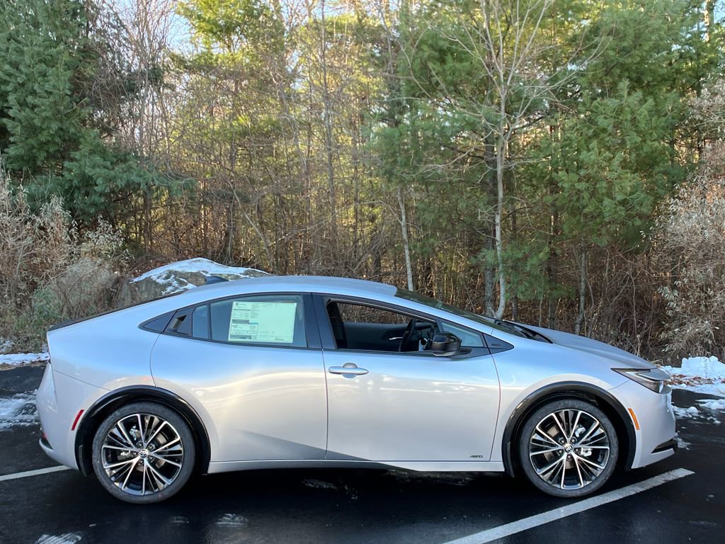 New 2026 Toyota Prius XLE image 6