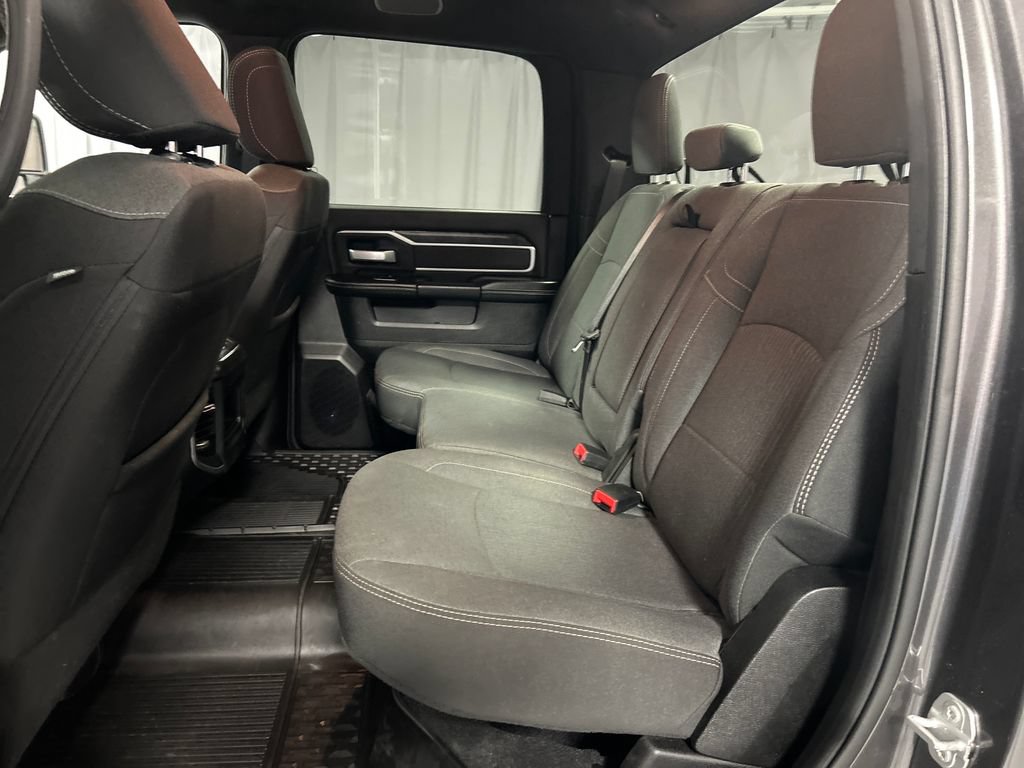 Used 2024 RAM 2500 Big Horn w/ Towing Technology Group AWD/4WD image 23