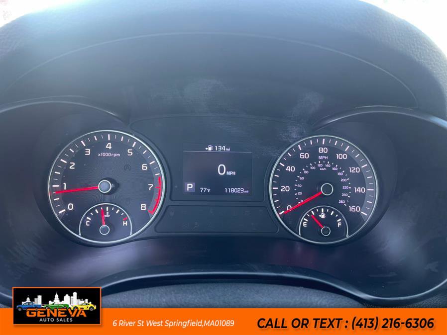 Used 2019 Kia Optima S w/ S Panoramic Sunroof Package image 14