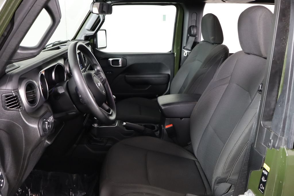 Used 2022 Jeep Wrangler Sport AWD/4WD image 14