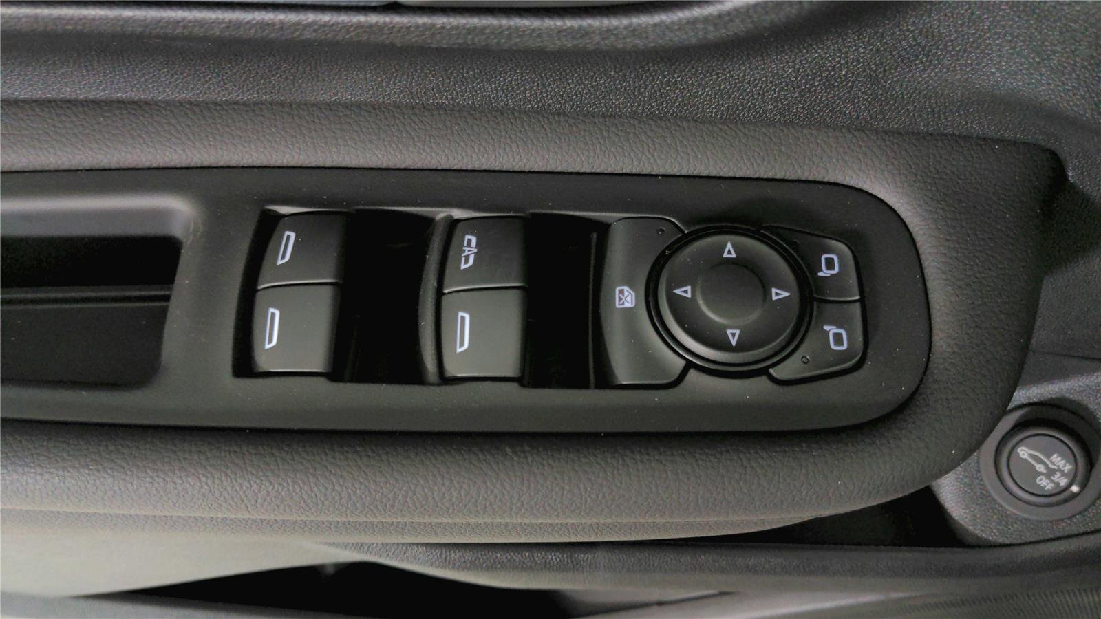 Used 2023 GMC Terrain AT4 AWD/4WD image 13