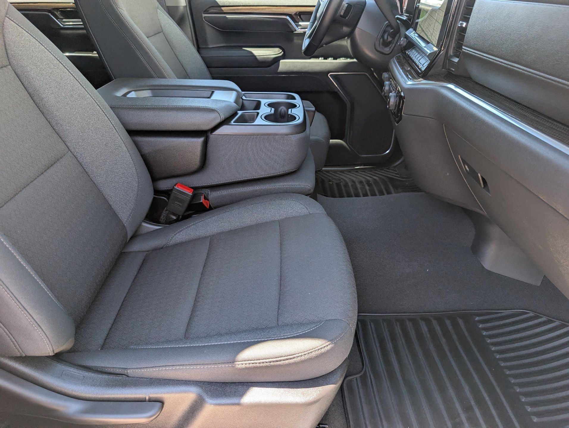 Used 2026 Chevrolet Silverado 1500 LT AWD/4WD image 12