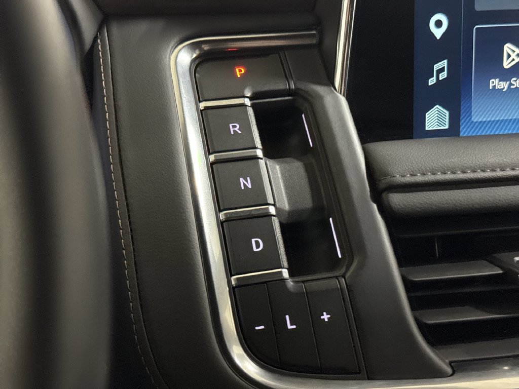 Used 2023 Chevrolet Tahoe High Country AWD/4WD image 18