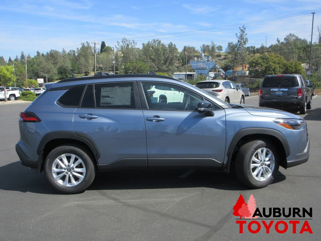 New 2026 Toyota Corolla Cross LE image 2