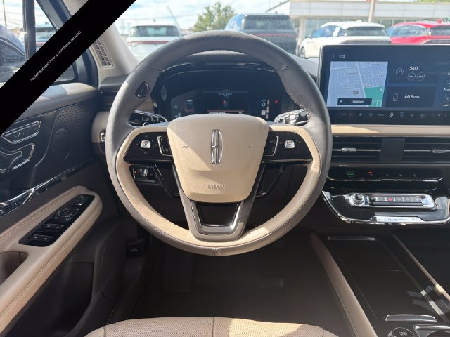Used 2023 Lincoln Corsair Reserve w/ Equipment Group 201A AWD/4WD image 16