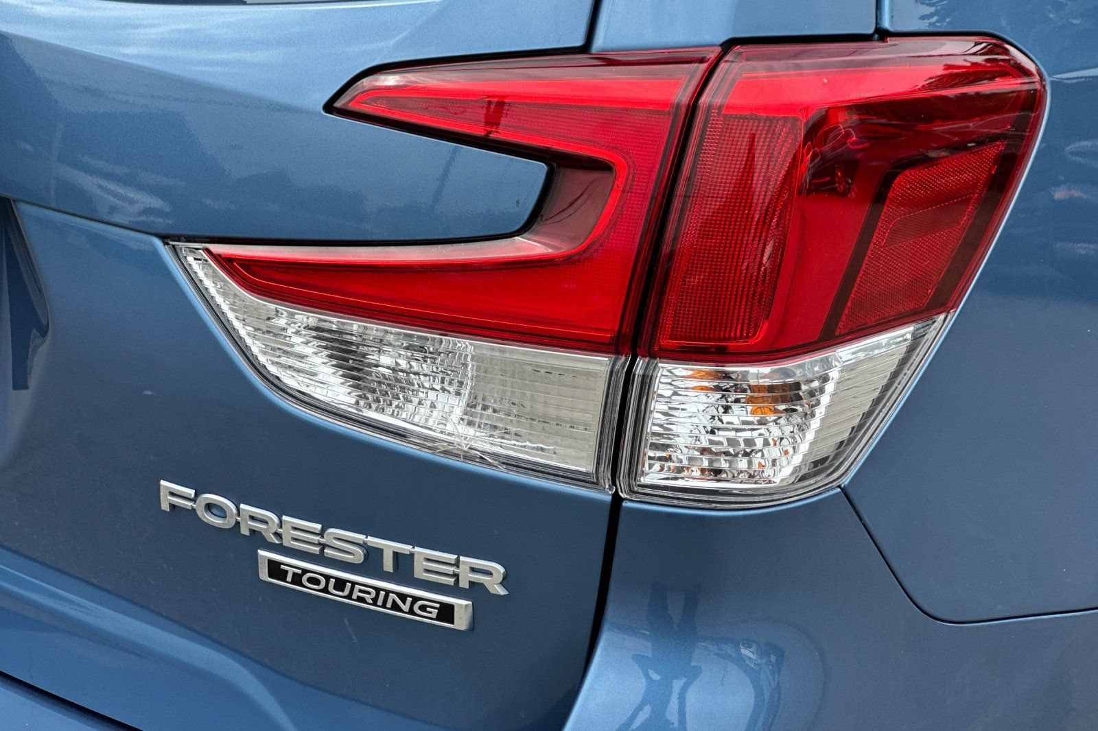 Used 2023 Subaru Forester Touring AWD/4WD image 28