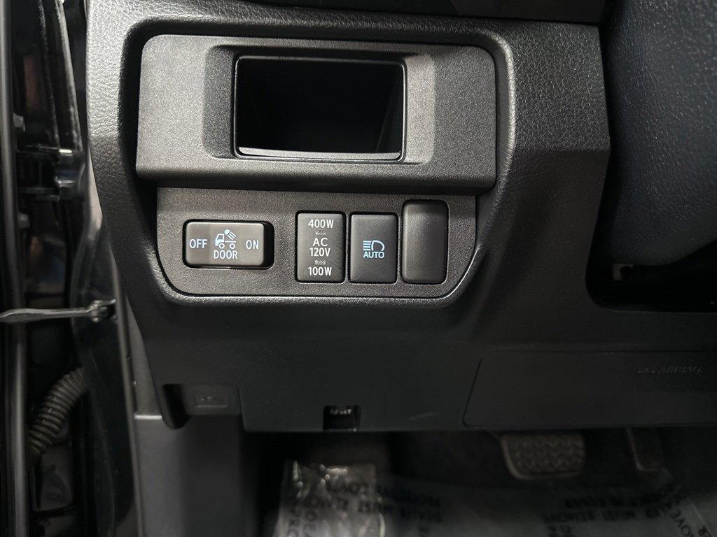 Used 2019 Toyota Tacoma TRD Sport image 36