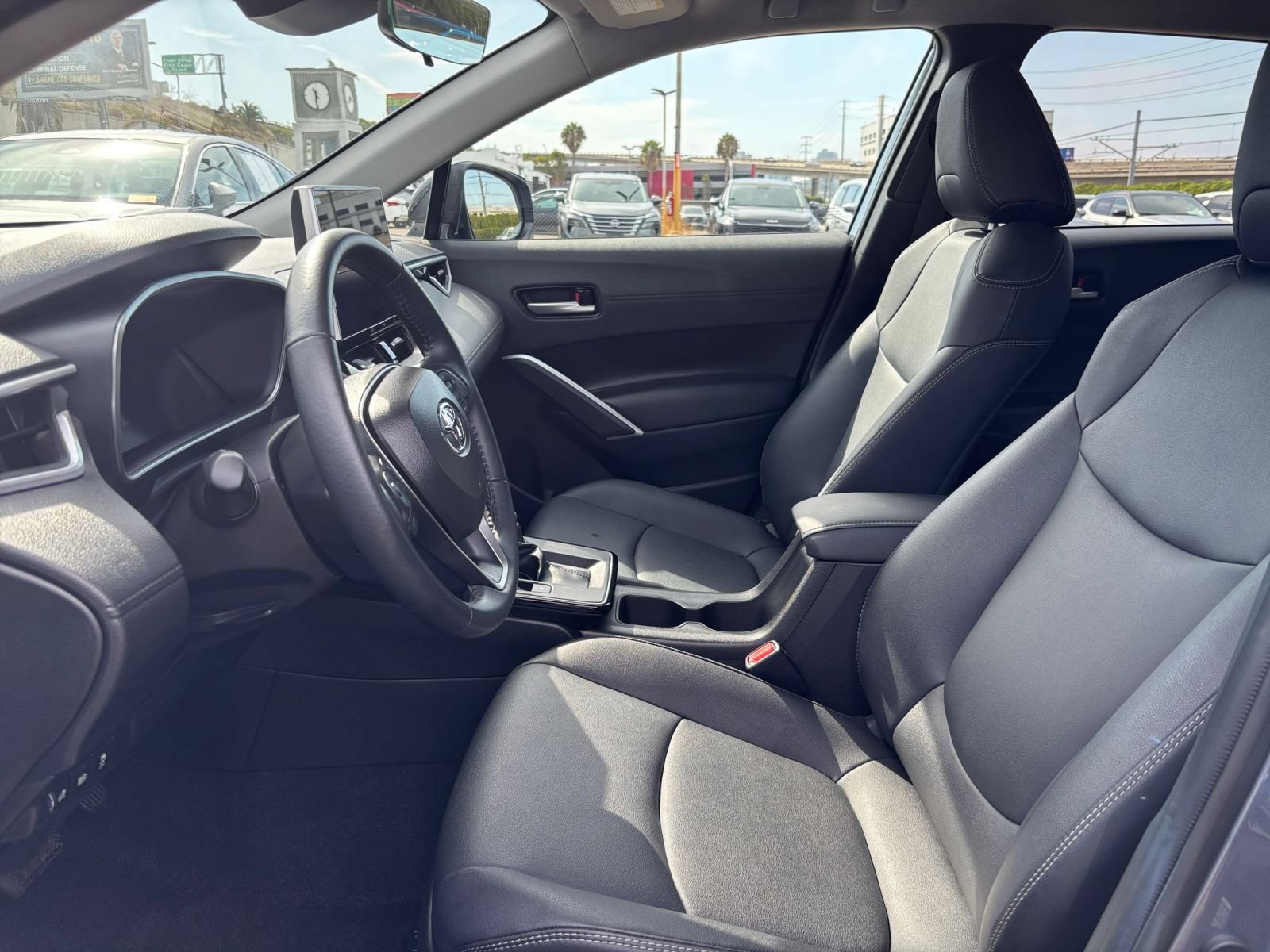 Used 2026 Toyota Corolla Cross XLE FWD image 26