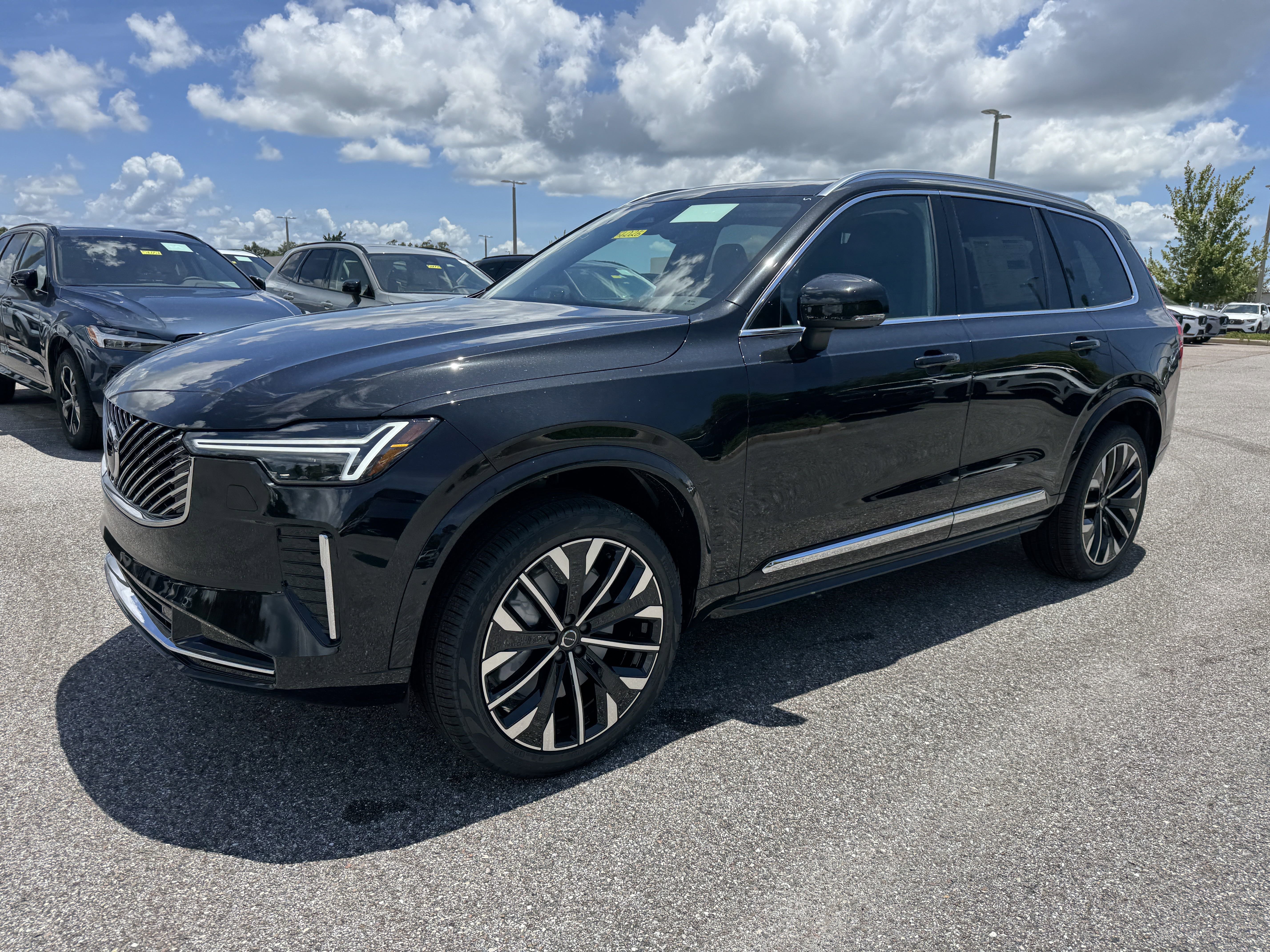 New 2026 Volvo XC90 B6 Core image 7