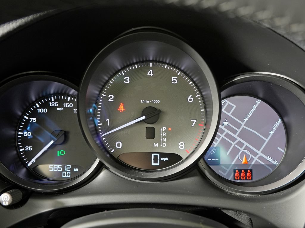 Certified 2023 Porsche Macan S AWD/4WD image 25