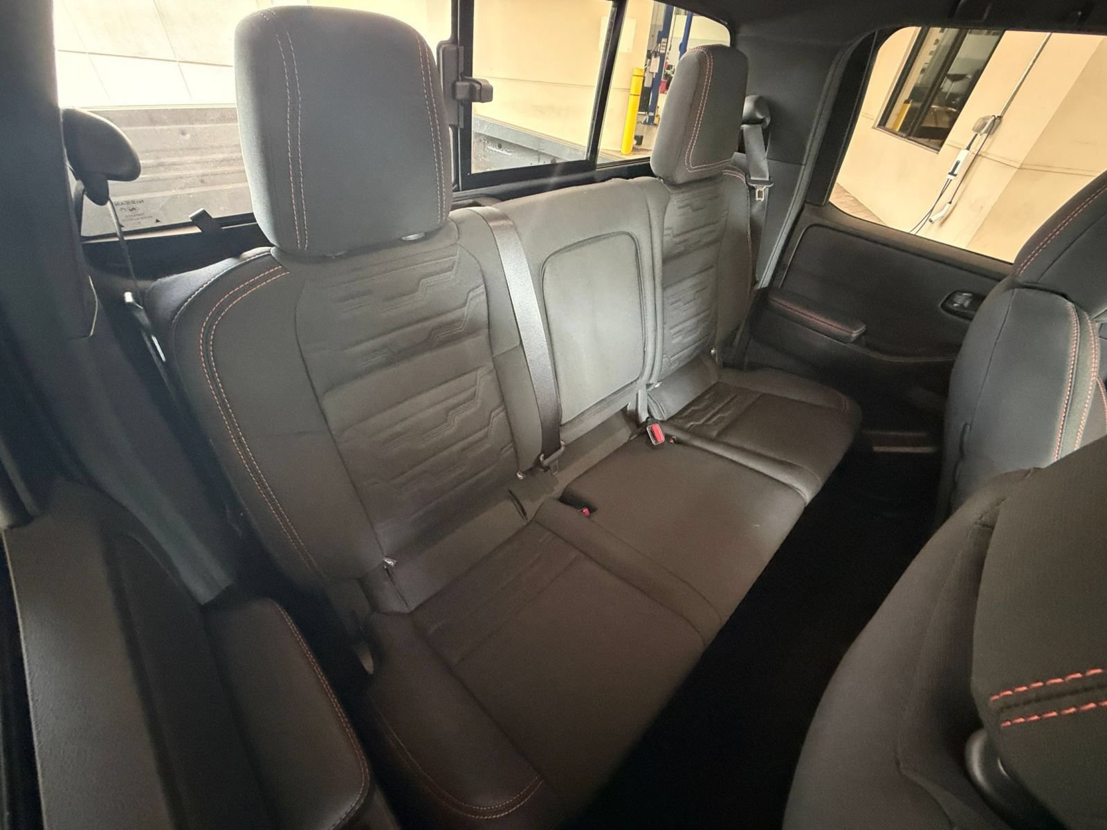 Used 2026 Nissan Frontier PRO-4X AWD/4WD image 32